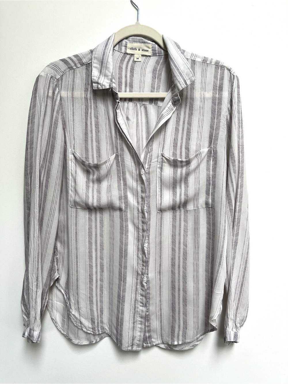 Anthropologie, Cloth + Stone super soft lightweight shirt. Size medium